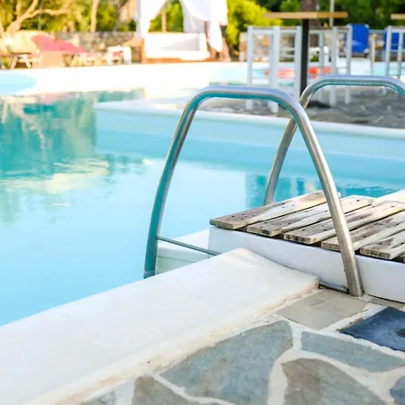 Royal Club - Aqua Poolside Bliss Hotel 2*