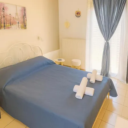 Royal Club - Aqua Poolside Bliss Hotel 2*