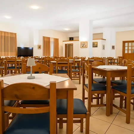 Royal Club - Aqua Poolside Bliss 2* Manolas