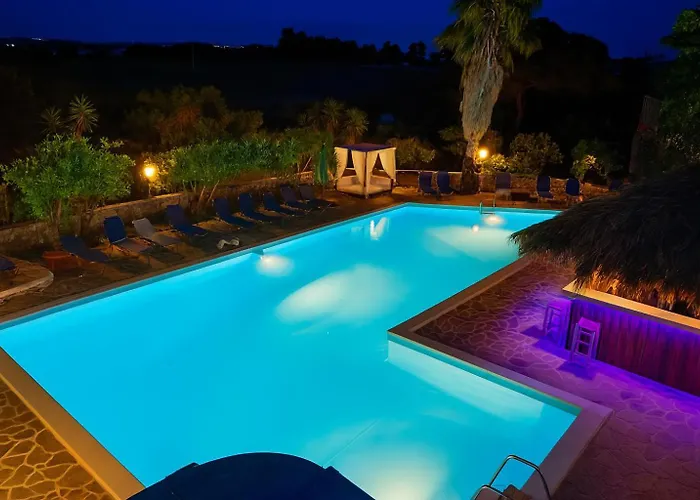 Royal Club - Aqua Poolside Bliss Hotell